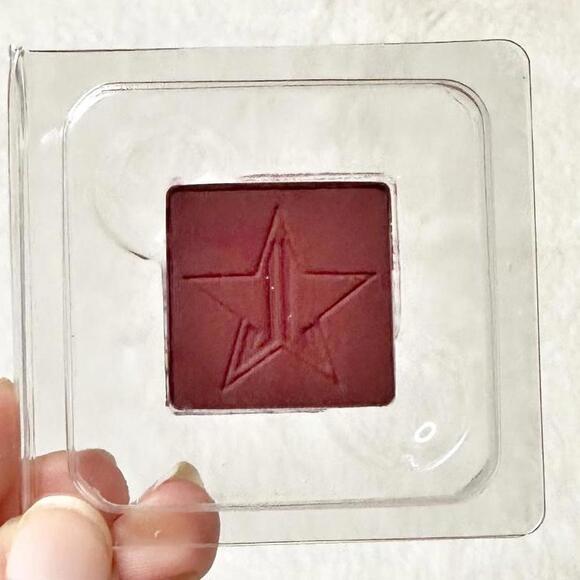 NIB Jeffree Star Pressed Pigment Artistry Single in Only Child 1.5g - Picture 3 of 7
